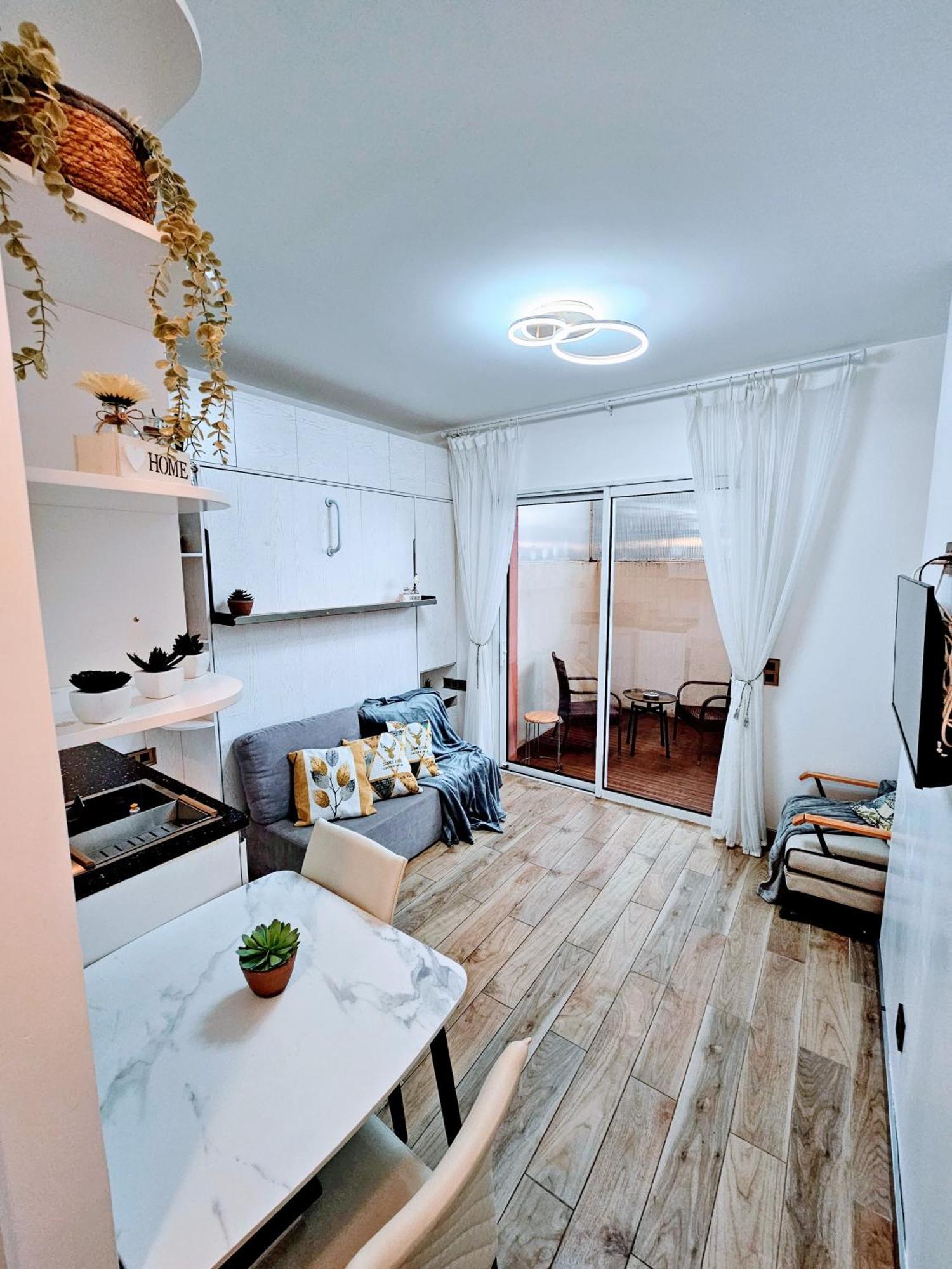 Perle Maritime Studio 3 Proche Mer Wifi Clim Cagnes-sur-Mer Esterno foto